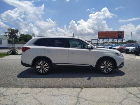 2019 Mitsubishi Outlander SEL