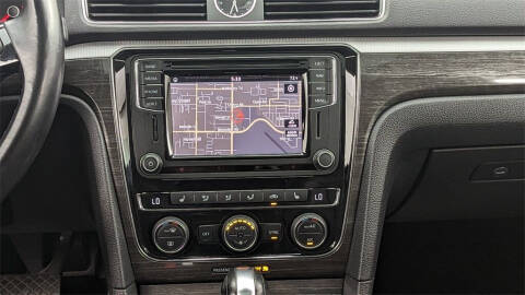 2017 Volkswagen Passat 1.8T SE