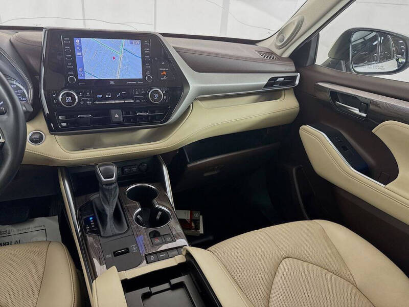 2020 Toyota Highlander Limited