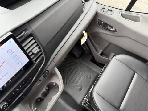 2026 Ford Transit 250