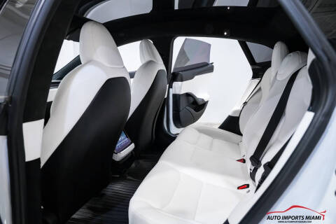 2023 Tesla Model S Standard Range