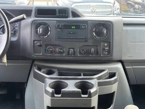 2014 Ford E-Series E-250