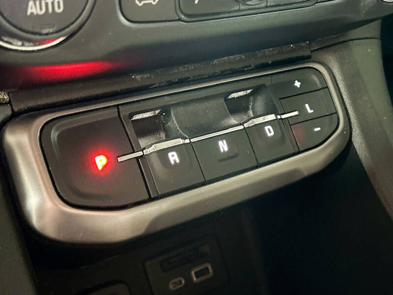 2021 GMC Acadia AT4