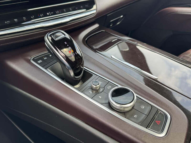 2021 Cadillac Escalade Sport Platinum
