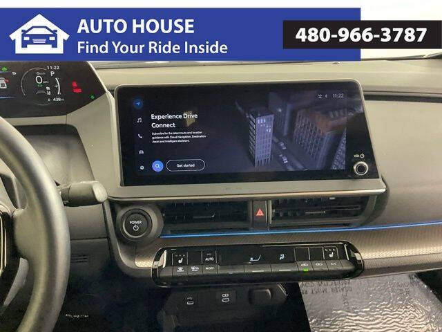 2025 Toyota Prius XLE