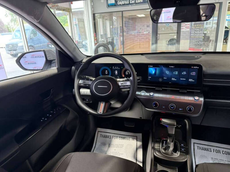 2026 Hyundai Kona SE