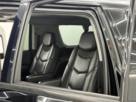 2020 Cadillac Escalade ESV Premium Luxury