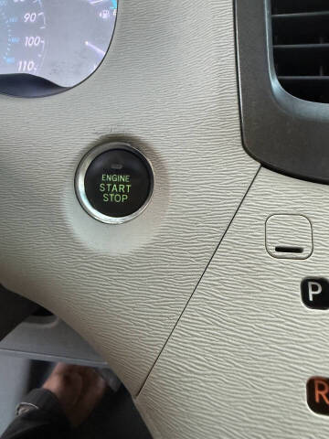 2011 Toyota Sienna XLE 8-Passenger