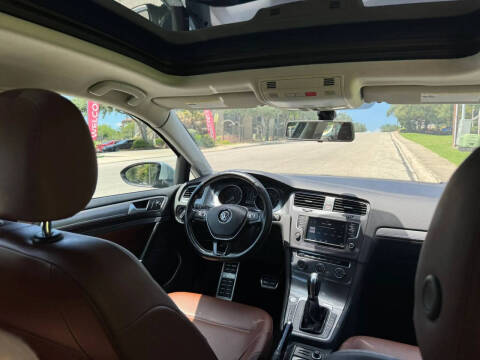 2017 Volkswagen Golf Alltrack