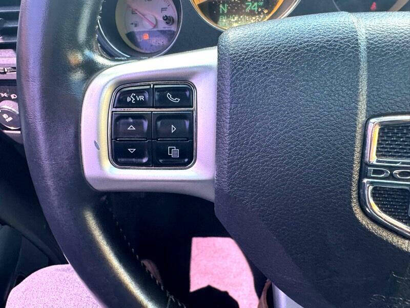 2011 Dodge Challenger R/T Plus