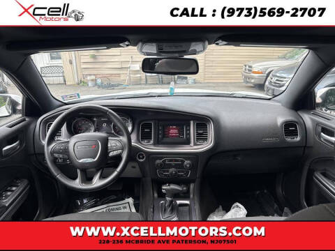 2015 Dodge Charger SE