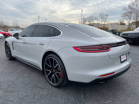 2018 Porsche Panamera Turbo