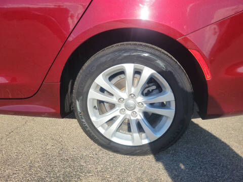 2016 Chrysler 200 Limited Platinum