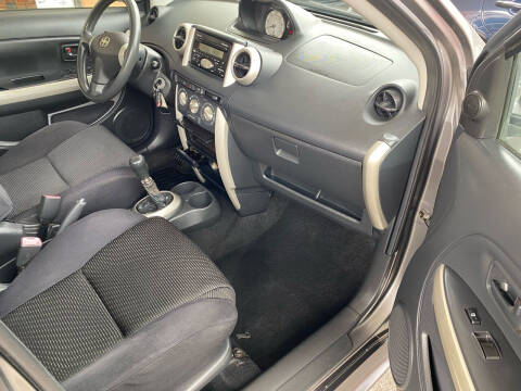 2005 Scion xA