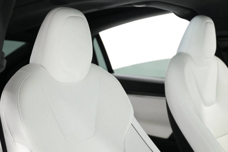 2022 Tesla Model X Plaid