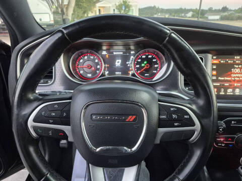 2016 Dodge Charger SXT
