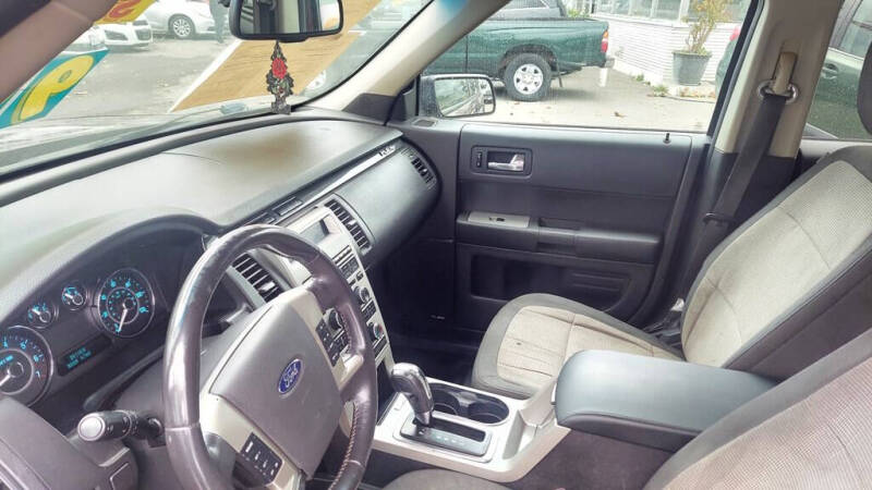 2009 Ford Flex SE
