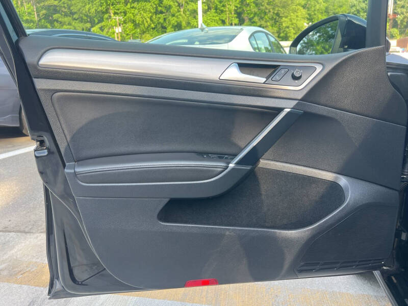 2015 Volkswagen e-Golf SEL Premium