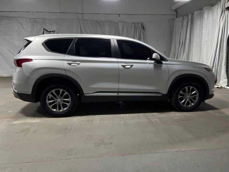 2019 Hyundai Santa Fe SE 2.4L