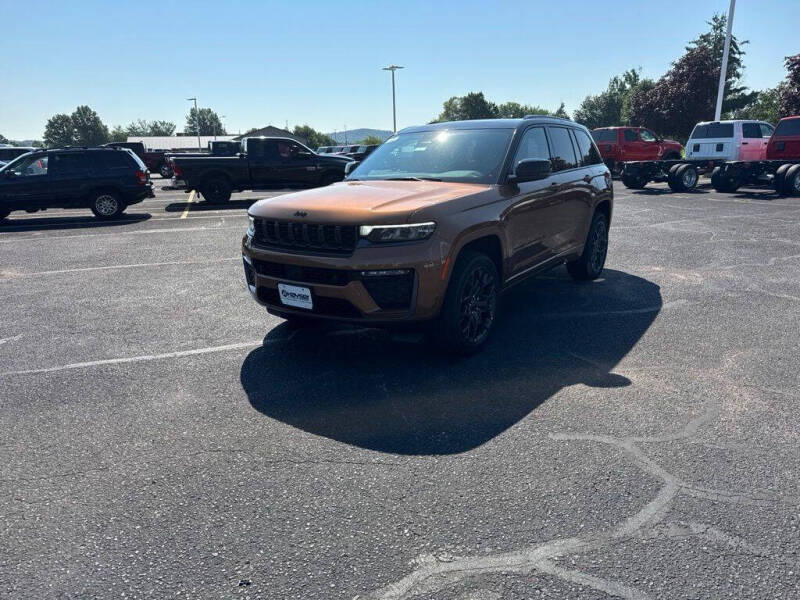 2026 Jeep Grand Cherokee Summit