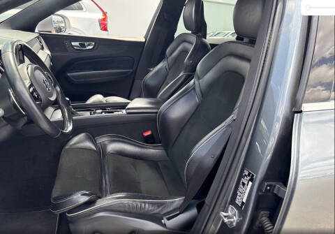 2018 Volvo XC60 T6 R-Design