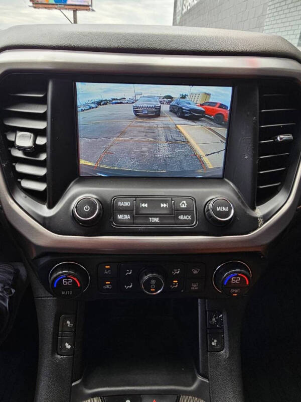 2019 GMC Acadia SLT-1