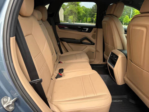 2019 Porsche Cayenne S