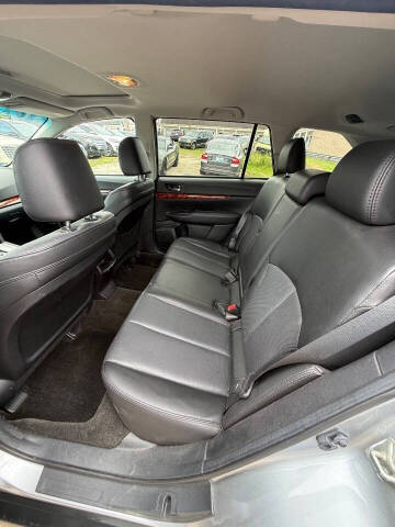 2012 Subaru Outback 2.5i Limited