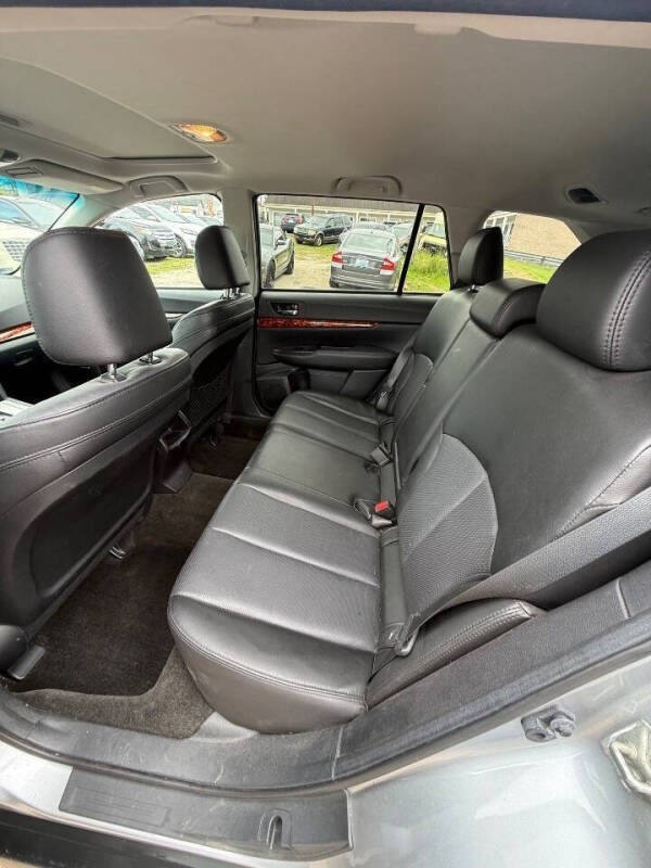 2012 Subaru Outback 2.5i Limited