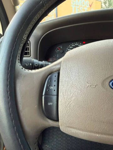 2003 Ford Excursion Eddie Bauer