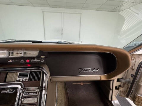 1964 Ford Thunderbird