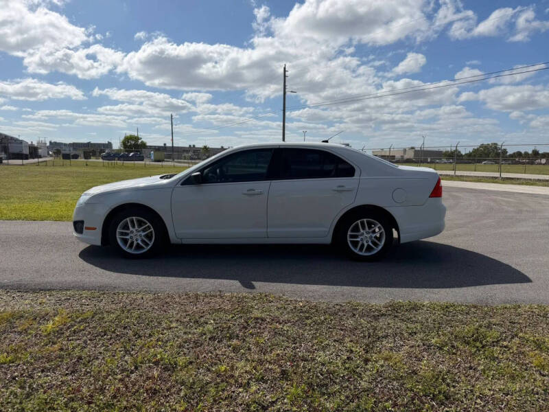 2012 Ford Fusion S