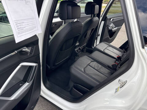 2019 Audi Q3 quattro Premium 45 TFSI