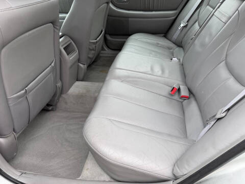 2003 Toyota Avalon XL