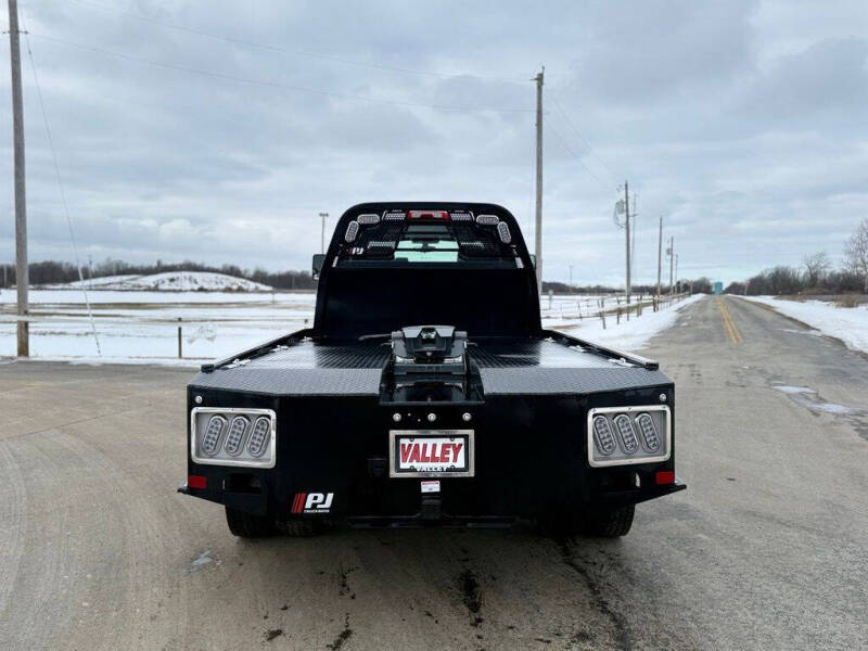 2024 Chevrolet Silverado 5500HD