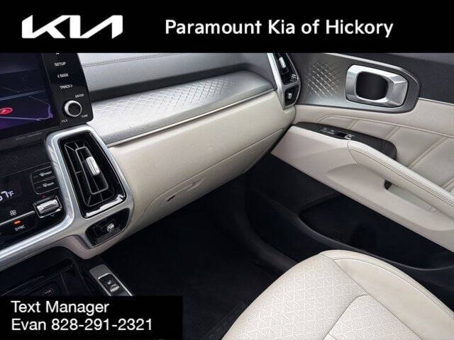 2022 Kia Sorento SX