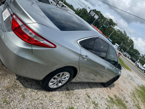 2016 Toyota Camry LE
