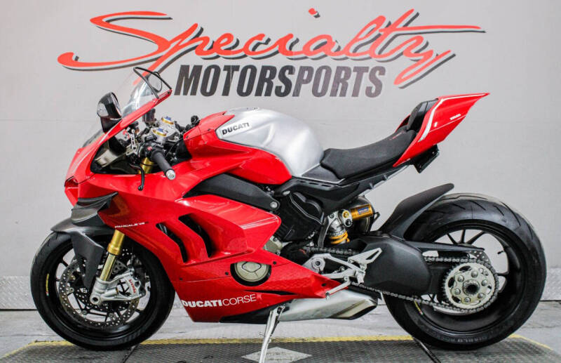 2020 Ducati Panigale V4 R