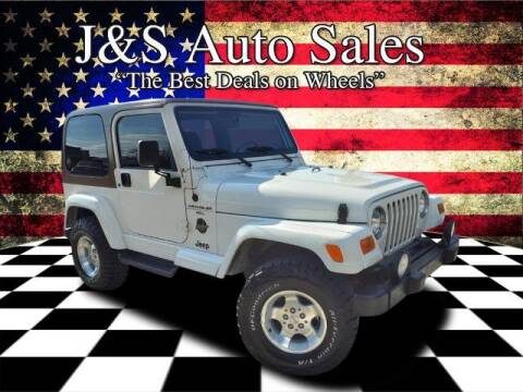 2000 Jeep Wrangler for sale at J & S Auto Sales in Clarksville TN