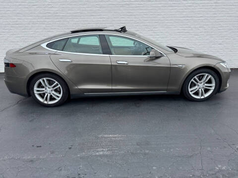 2015 Tesla Model S 85D