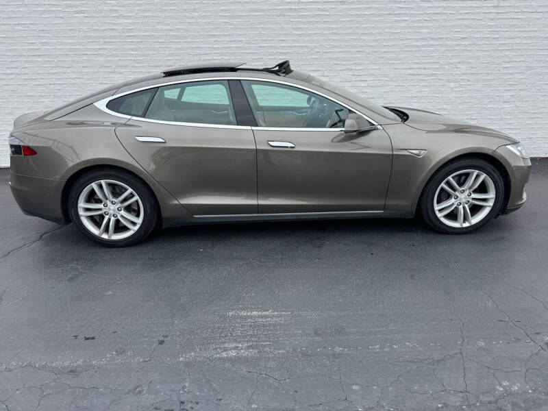 2015 Tesla Model S 85D