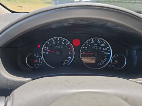 2005 Nissan Pathfinder SE