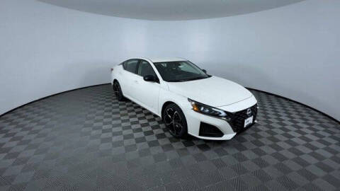 2025 Nissan Altima 2.5 SR