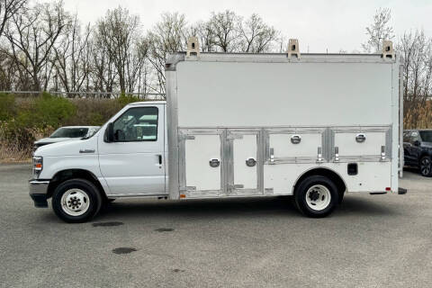 2022 Ford E-Series E-350 SD