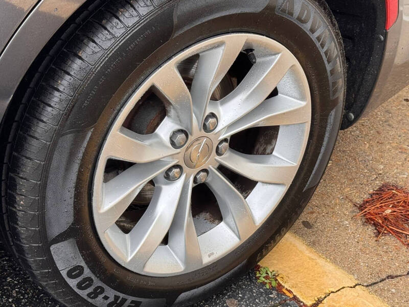 2015 Chrysler 300 Limited