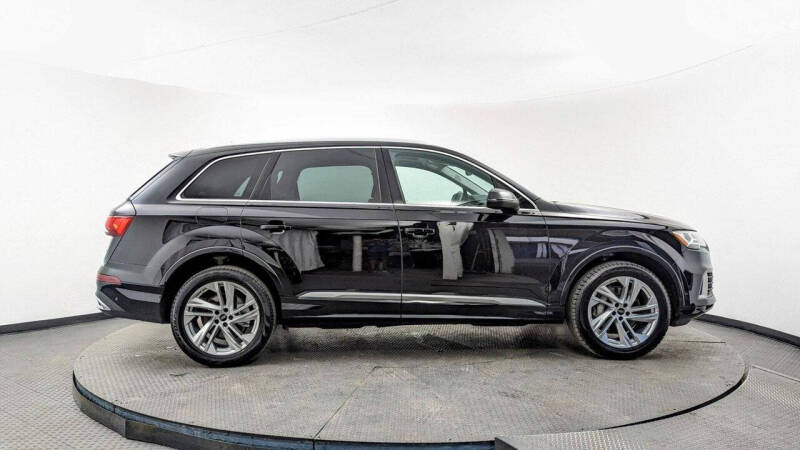 2022 Audi Q7 quattro Premium Plus 55 TFSI
