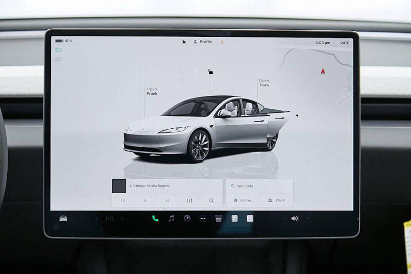 2025 Tesla Model 3 Long Range