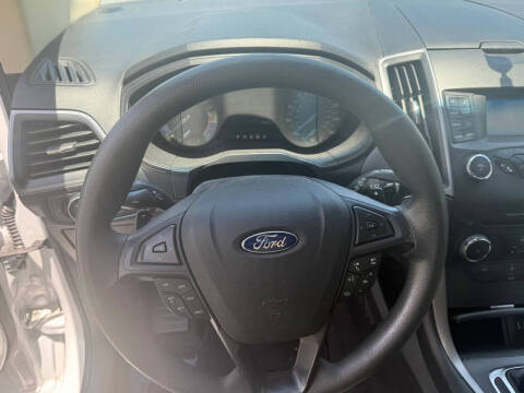 2017 Ford Edge SE