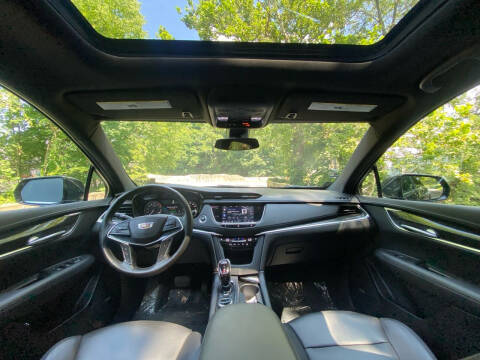 2021 Cadillac XT5 Premium Luxury