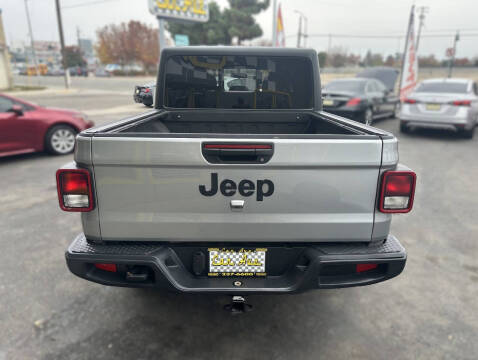 2020 Jeep Gladiator Sport Altitude